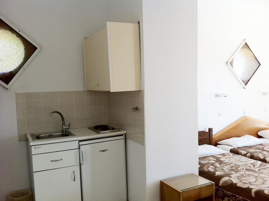 Litharia Apartments Μπενίτσες Δωμάτιο φωτογραφία